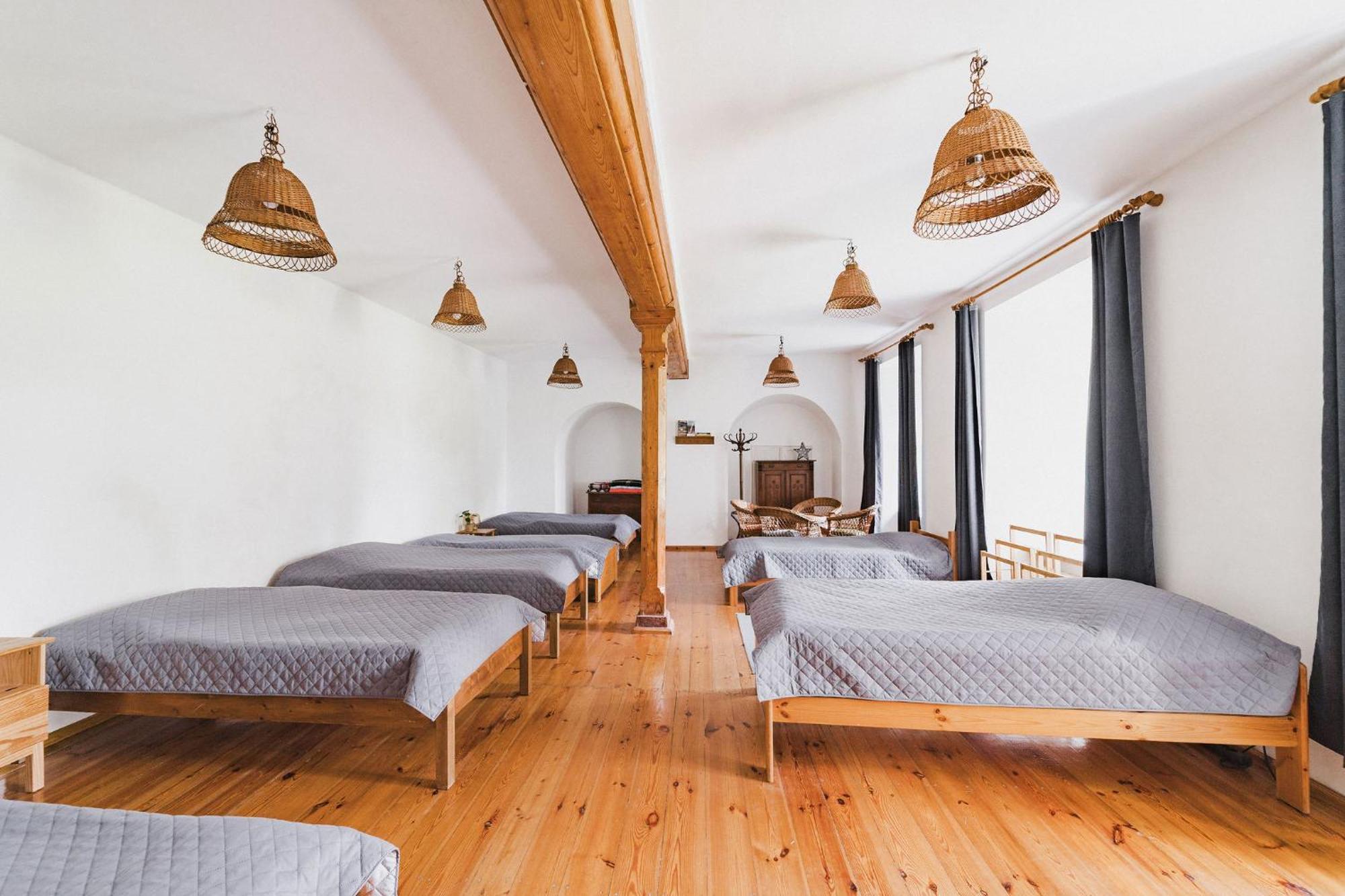 Hotel Lesny Dwor W Gorach Sowich Woliborz Exterior foto